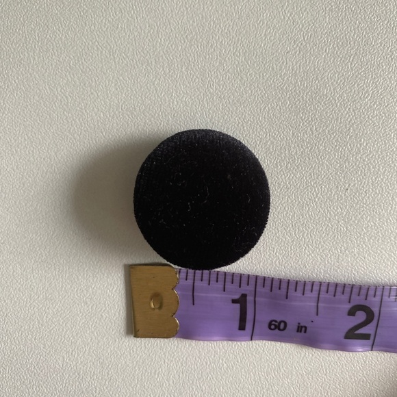 6 - 1 inch Handmade black velvet buttons - Picture 3 of 5